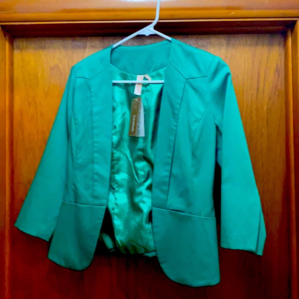 Green Blazer. Francesca’s. Never worn! Still has tags